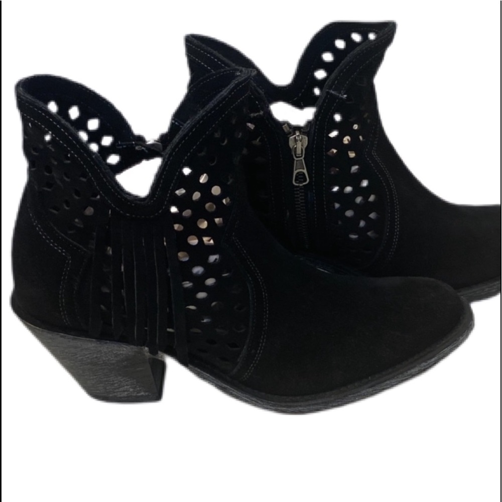 Shyanne Black Booties w/fringe